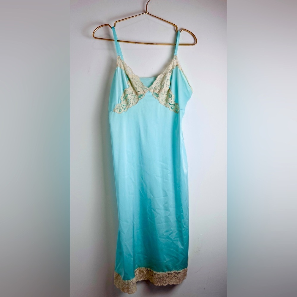 Kayser Vintage Teal Nightgown